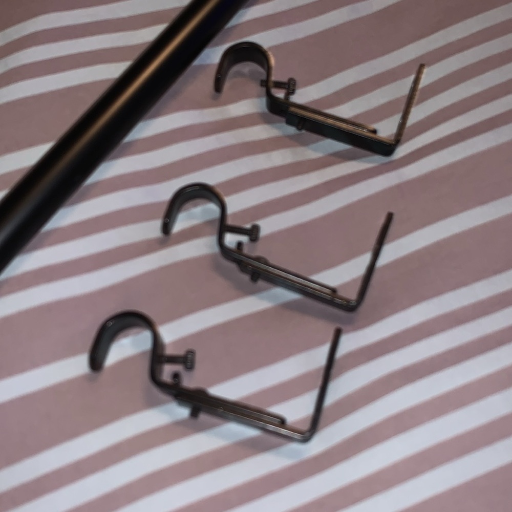 Curtain rod - Picture 6 of 7